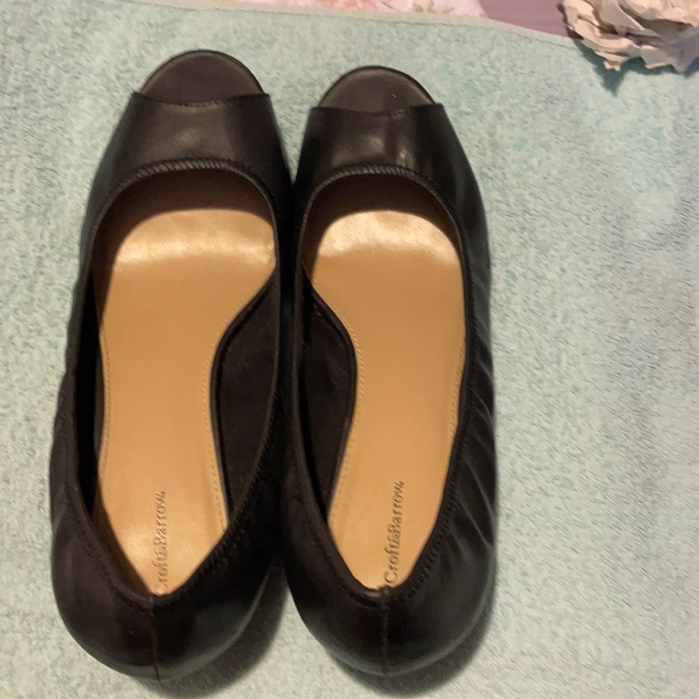Croft&Barrow Open Toed Shoes Size 9